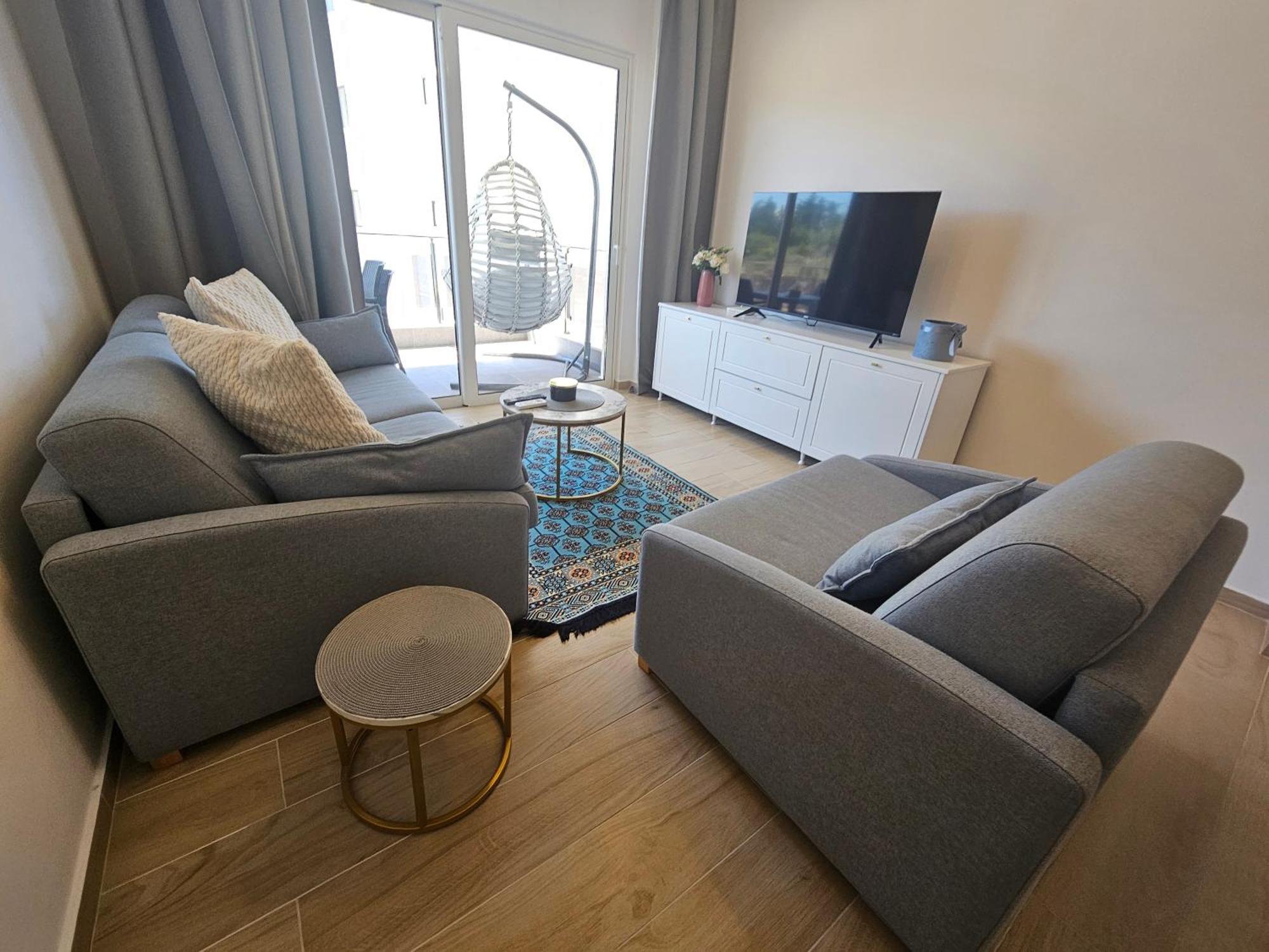 Jusal Sea View Apartment ซารานเดอ ภายนอก รูปภาพ